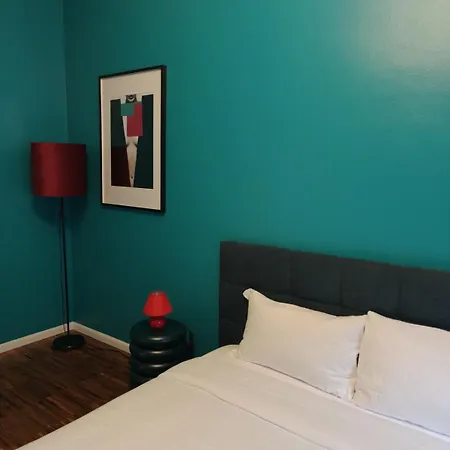 Center Navigli Renewed With Ac, Wifi 800mbits, Metro Link To Airport And Station Apartment